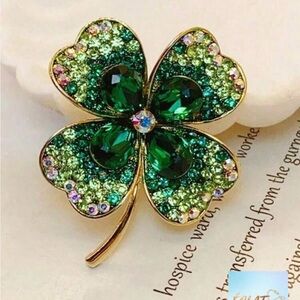 Sparkling Green Clover Brooch